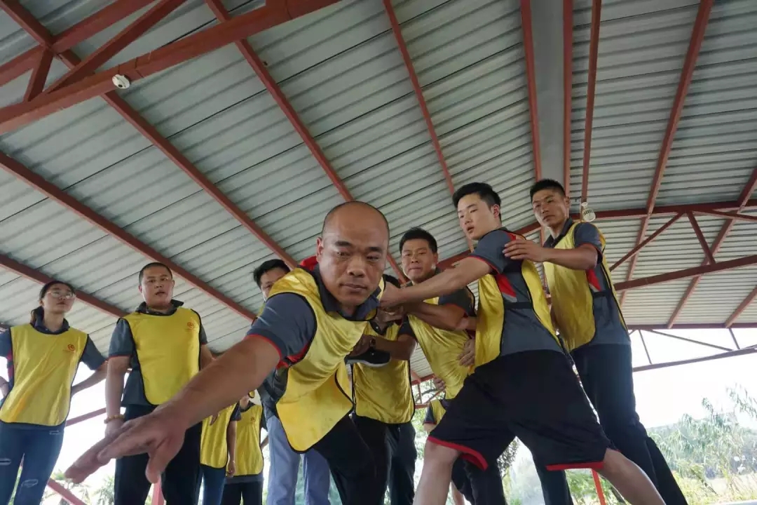 5d7f0820a0499.jpg 5d7f0820a0499.jpg