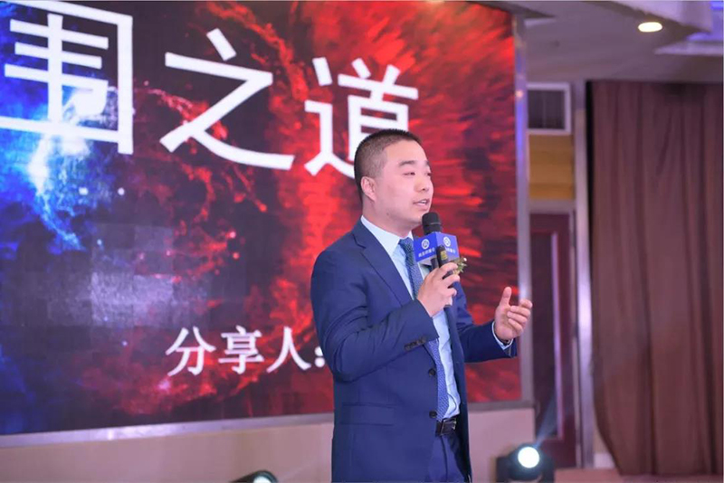 5deef02c150a5.jpg 04.jpg