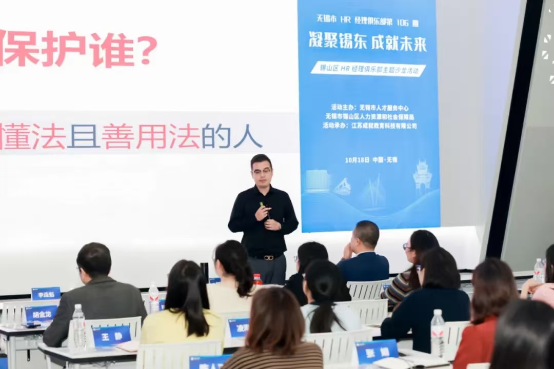 671efc5e00d69.jpg 18421729577489_.pic.jpg